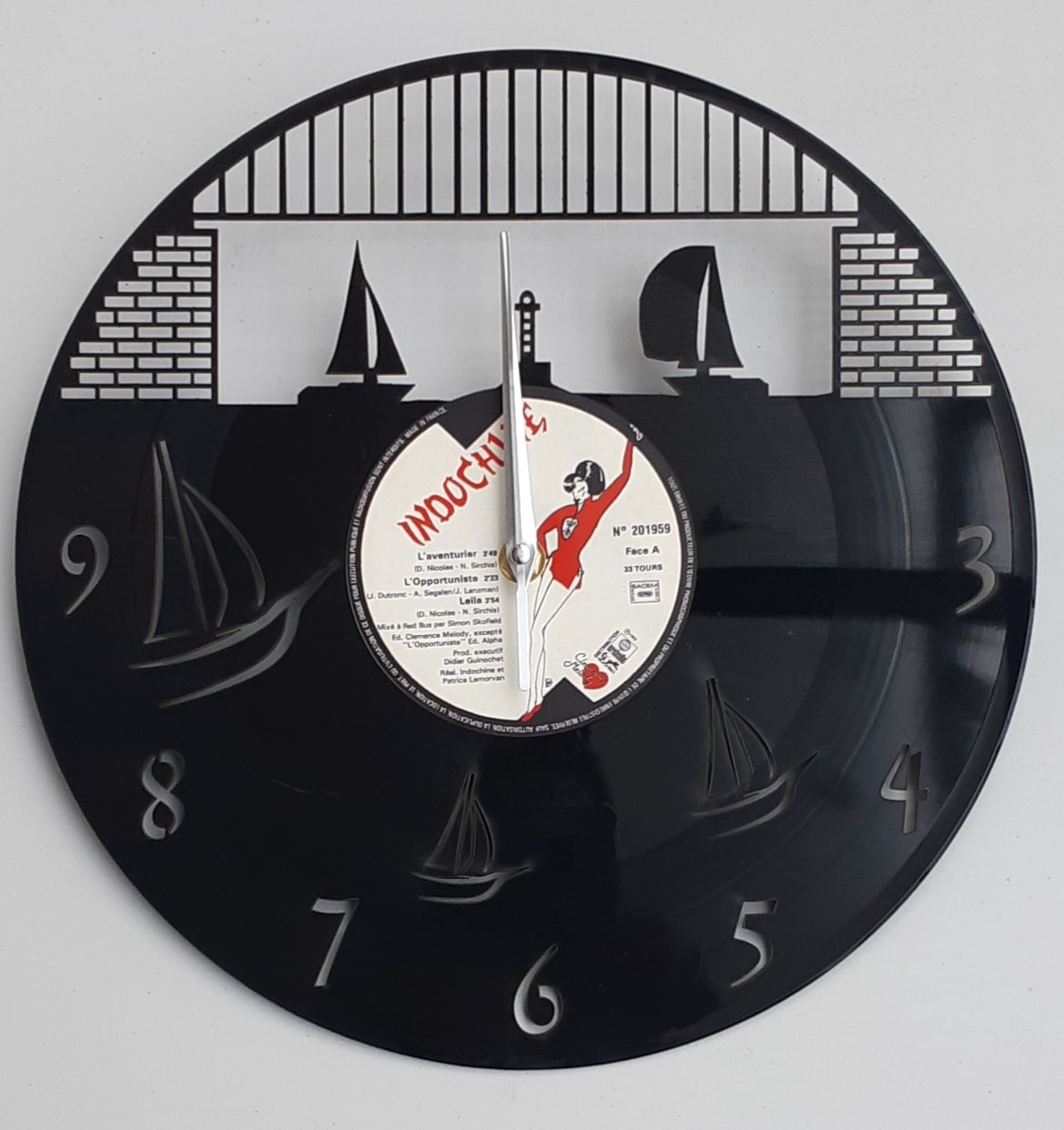 Horloge en vieux vinyle 33 tours modèle Strasbourg skyline cadeau